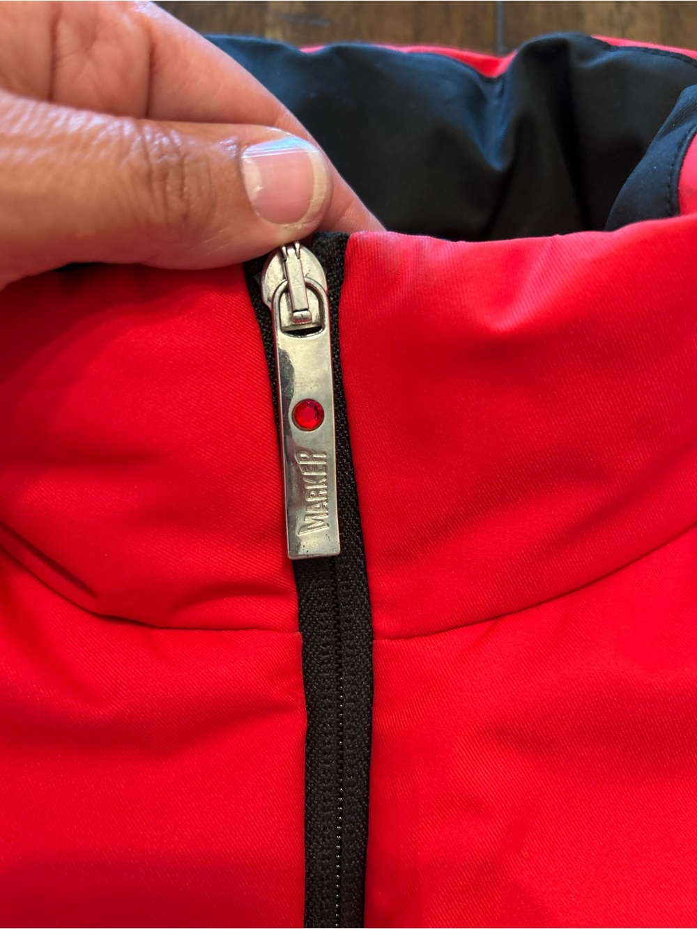Marker Women’s Size 6 Red Insulated Ski Vest Thinsulate Puffer Full Zip - Picture 3 of 7